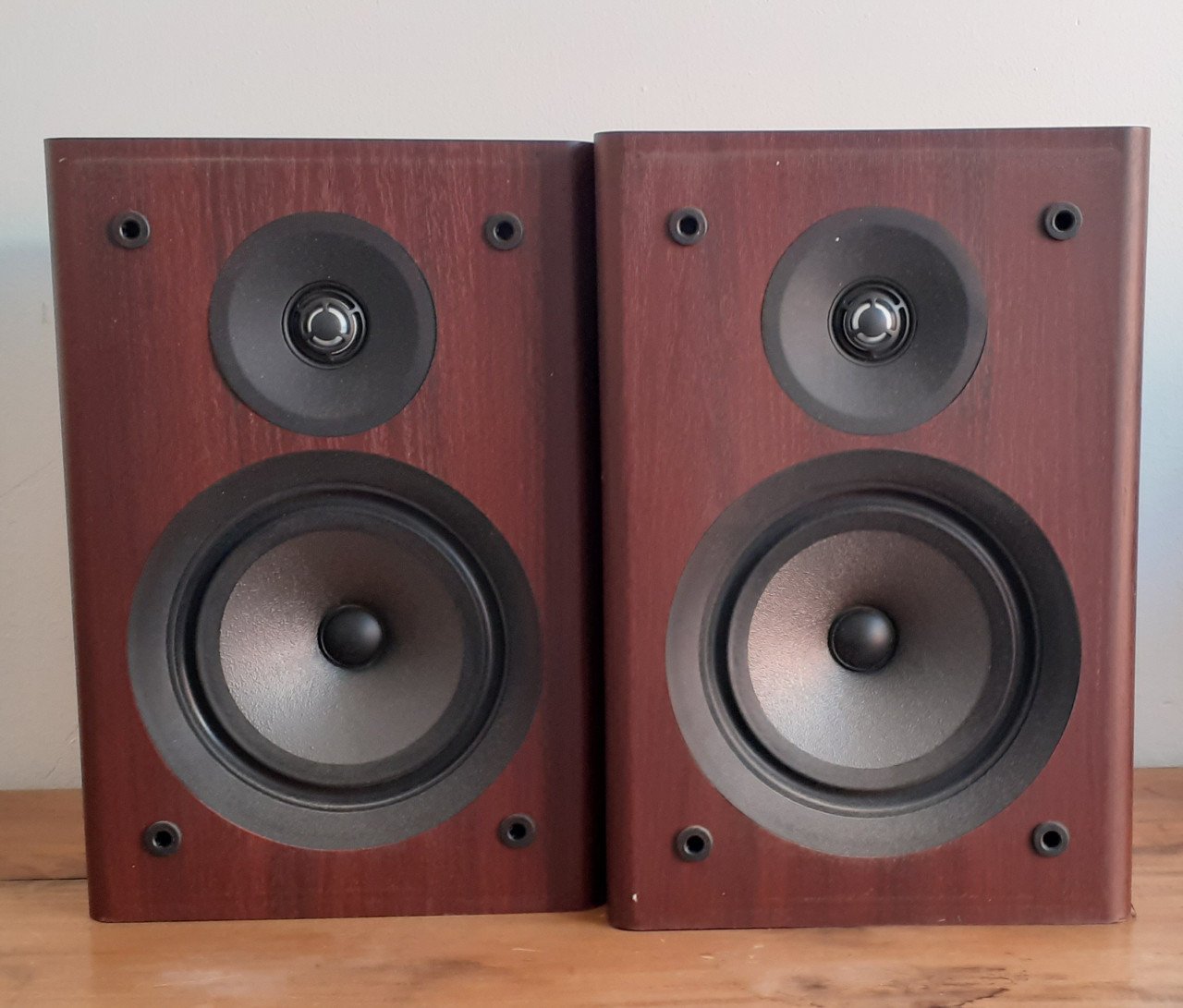 Wharfedale 415