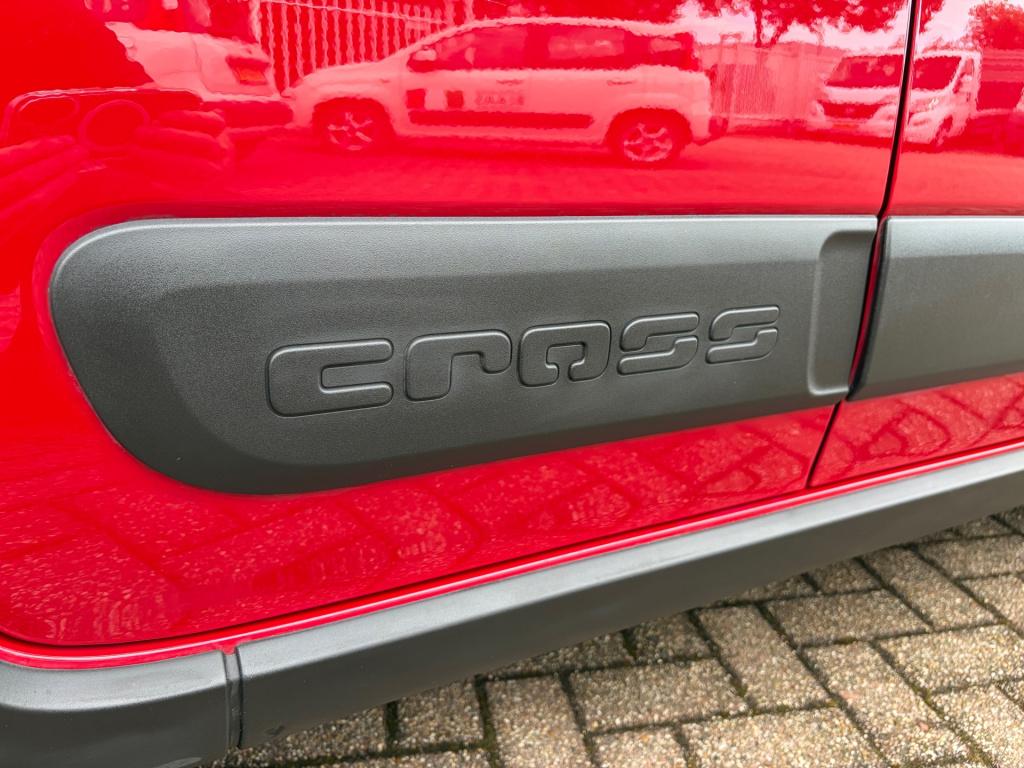 Fiat Panda 1.0 hybrid cross