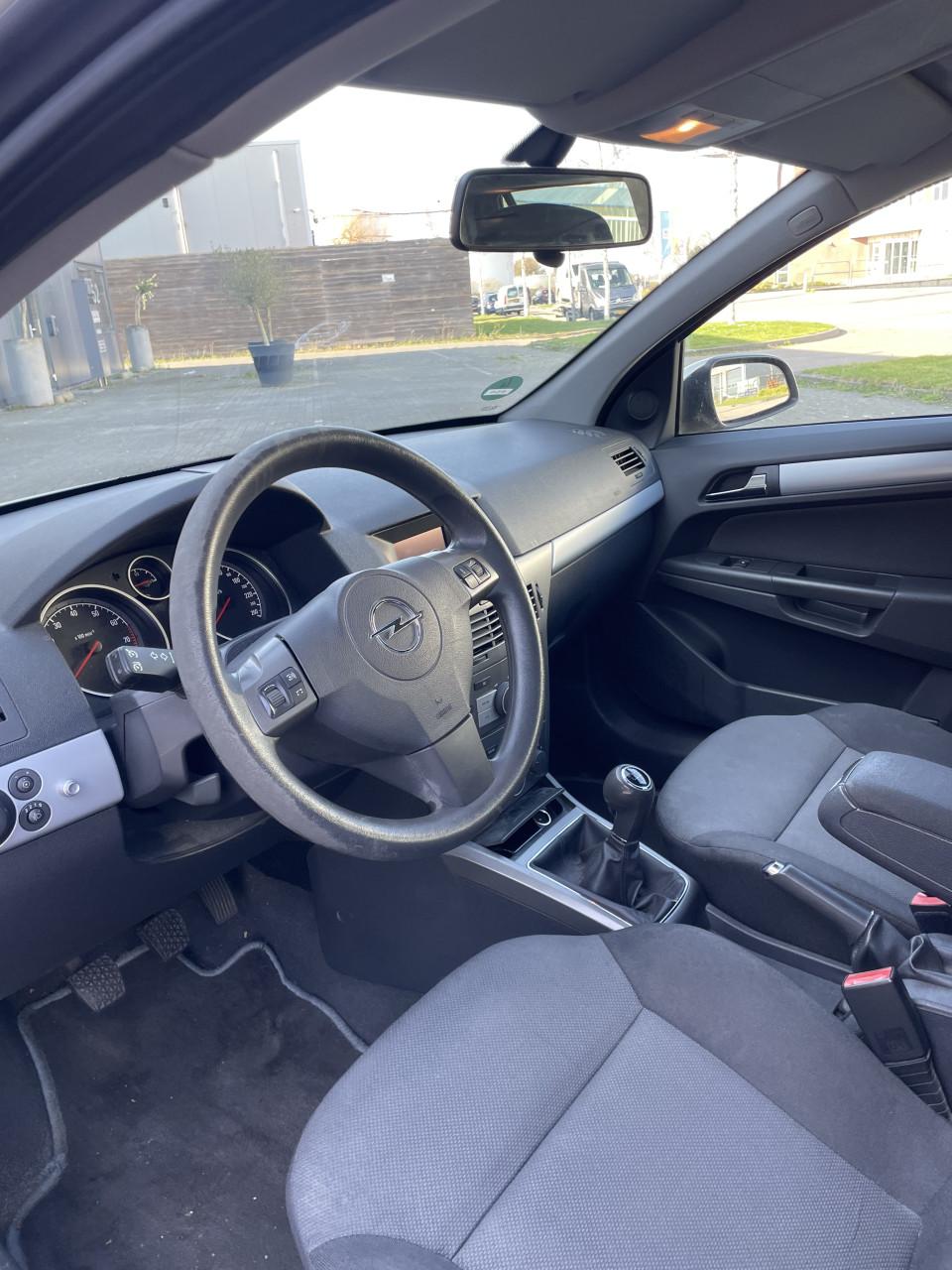Opel Astra 1.6 16V St.wgn. 2006 Grijs | NAP | NIEUWE APK!