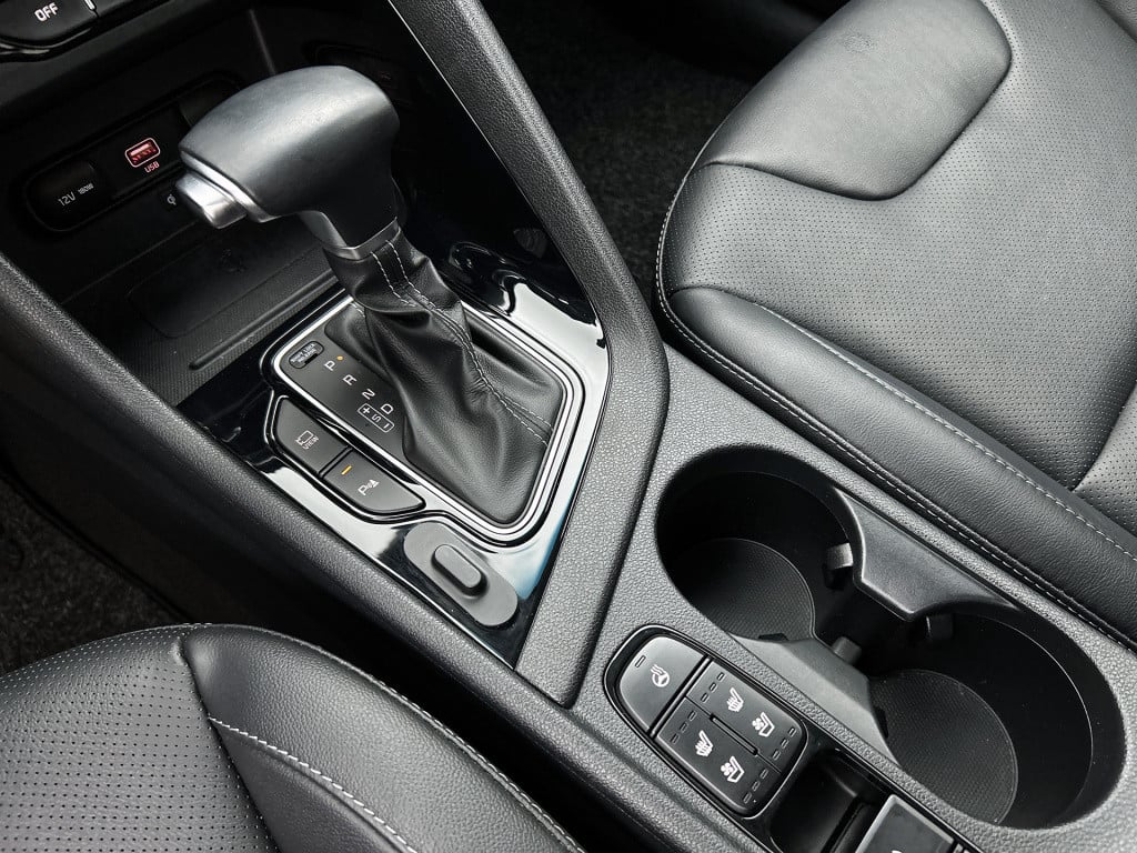 Kia Niro 1.6 gdi hybrid executiveline limited | leder | elektrische stoelen