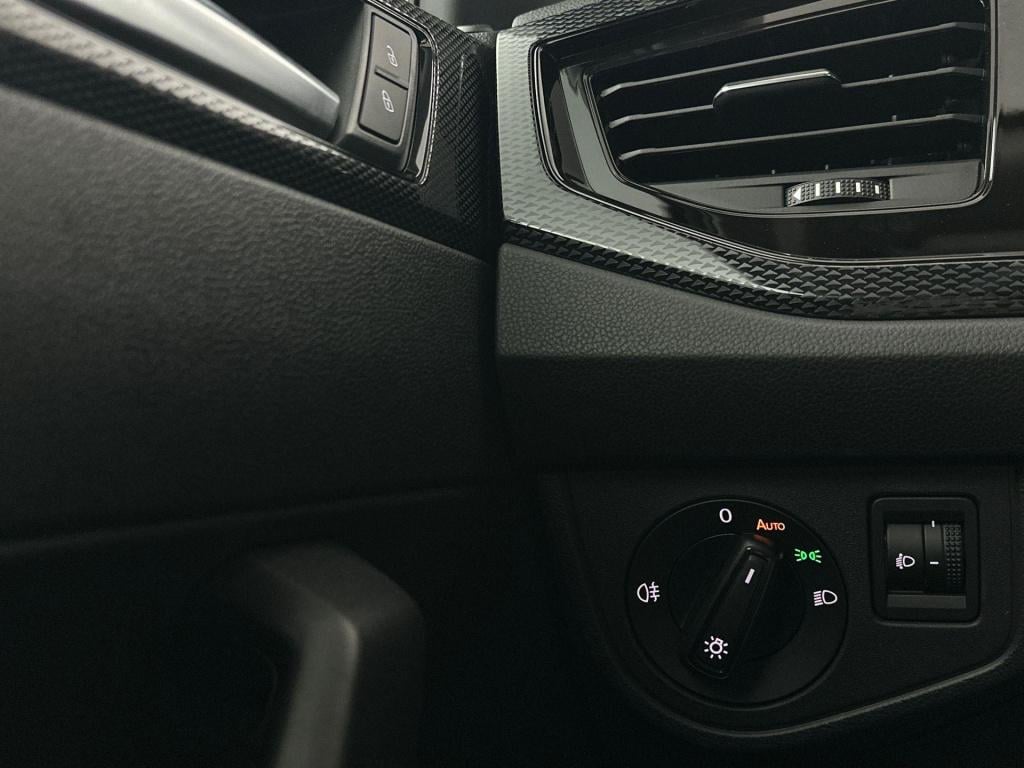 Volkswagen Polo 1.0 tsi life edition