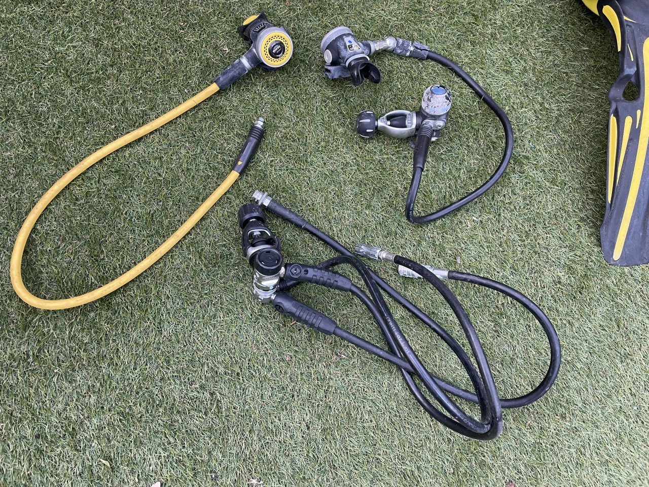 Duikspullen; alles voor € 300,-