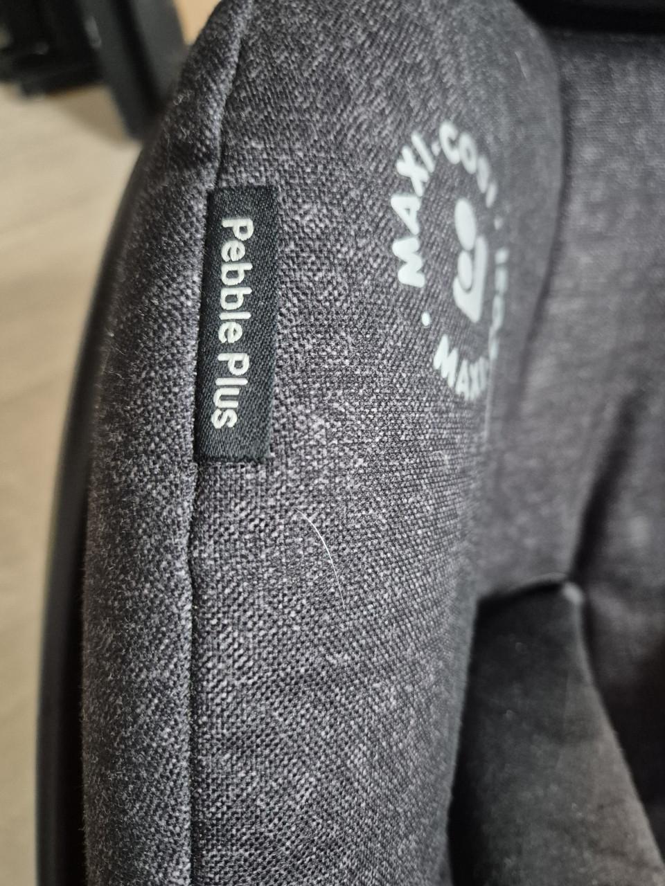 Maxi cosi pebbles plus incl family fix