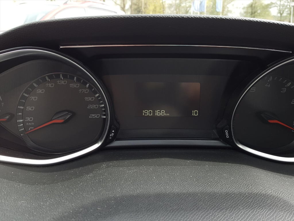 Peugeot 308 sw 1.2 pt-130pk s&s blue l. executive | navigatie | cruise & cl