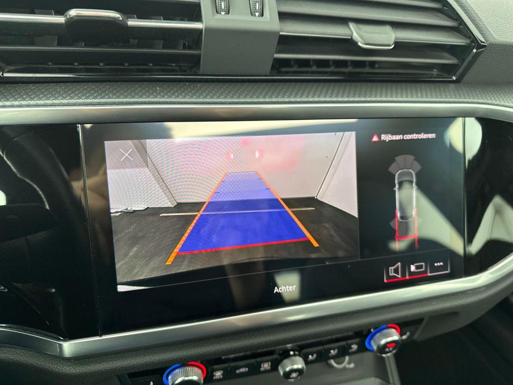 Audi Q3 sportback 45 tfsi e s-line pano camera acc lane