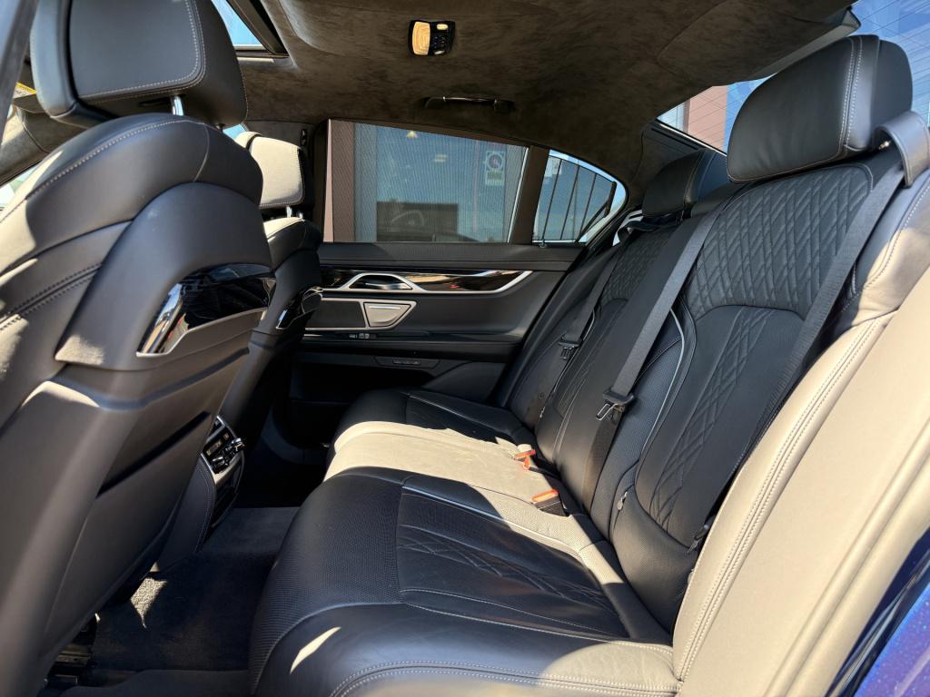 BMW 7 Serie 745e high executive | harman / kardon | schuif/kantel dak | sto