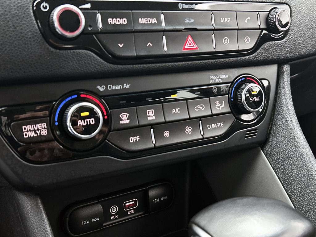 Kia Niro 1.6 gdi hybrid first edition