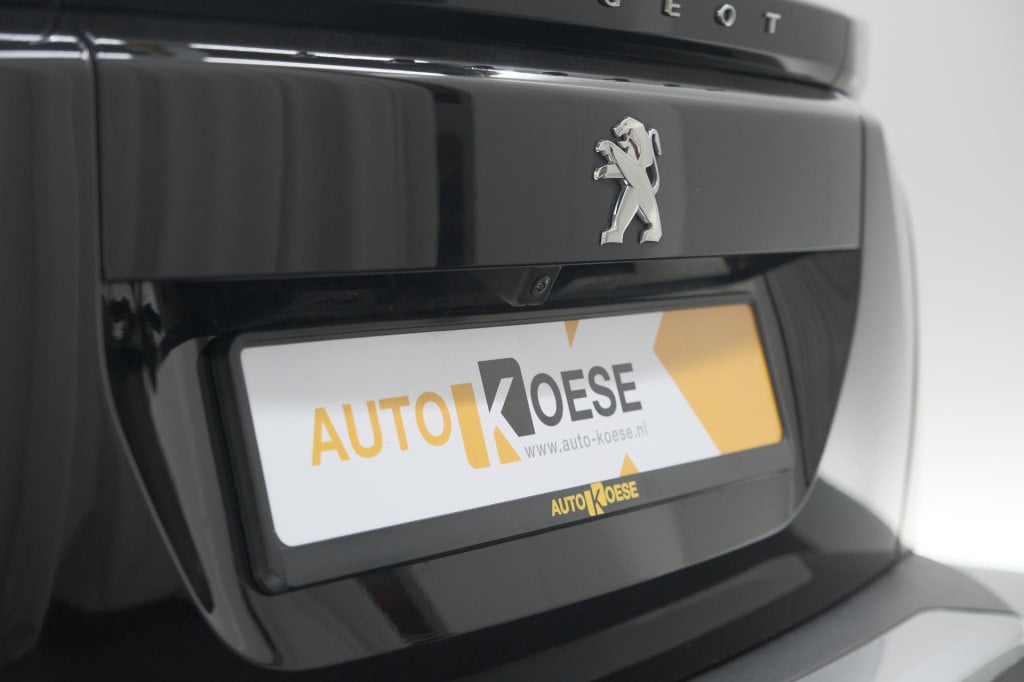 Peugeot 2008 puretech 102 allure pack | camera | apple carplay | parkeersen