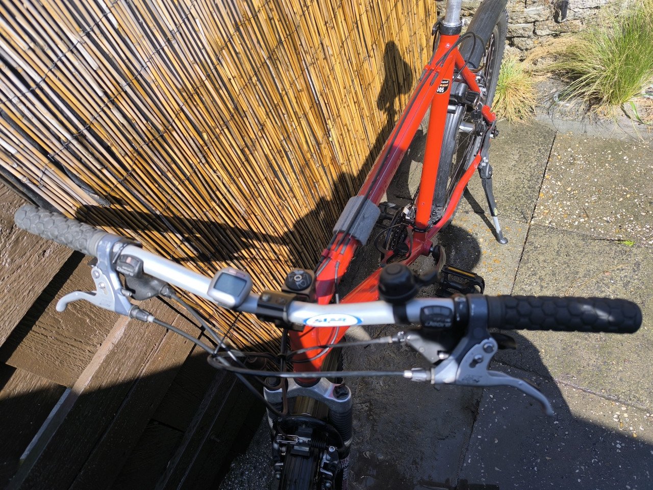 3 mountainbikes