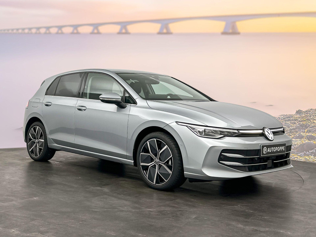 Volkswagen Golf 1.5 ehybrid style edition