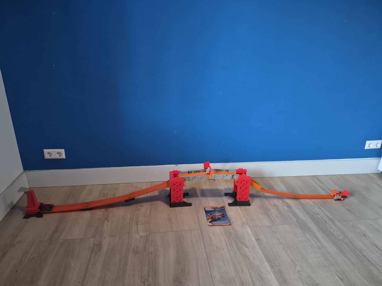 Hot Wheels Track Builder Elektrische Bewegende brug