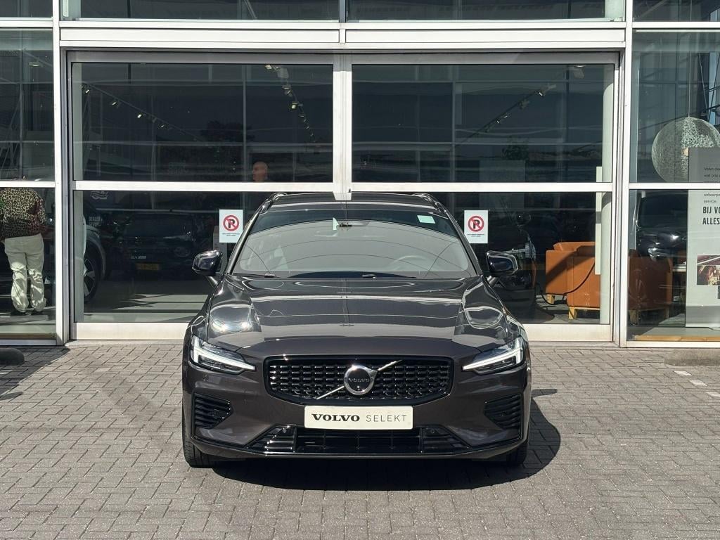 Volvo V60 t6 398pk recharge plus dark| adap.cruise| trekhaak| 360 camera