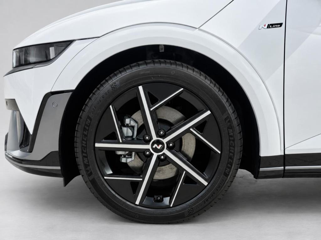Hyundai Ioniq 5 n line limited 84 kwh