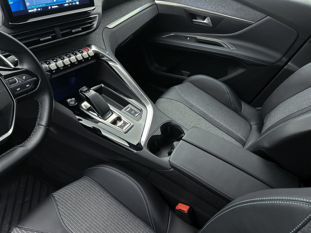 Peugeot 3008 plug-in hybrid 225pk automaat allure | rijklaar | elektrische 