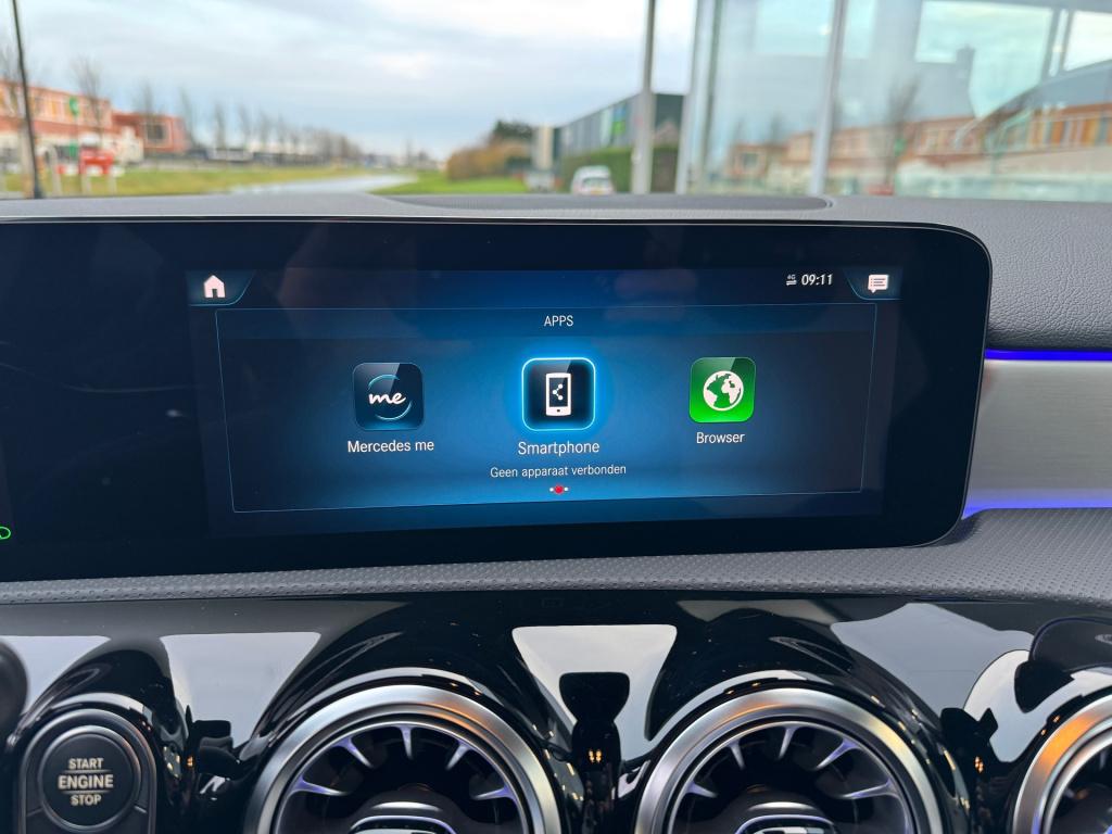 Mercedes-Benz A-Klasse 200 amg line night- pakket automaat , sfeer verlicht