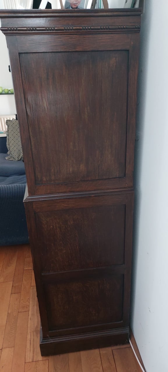 Donkerbruine houten ladenkast uit de jaren 20