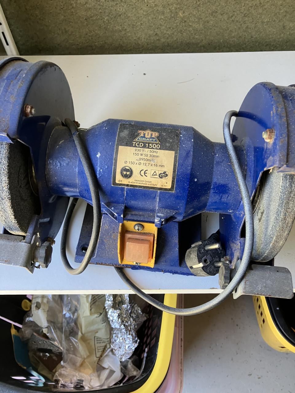Te koop electrisch en handgereedschap in een koop