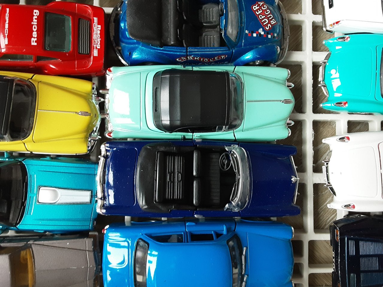 100 model autos
