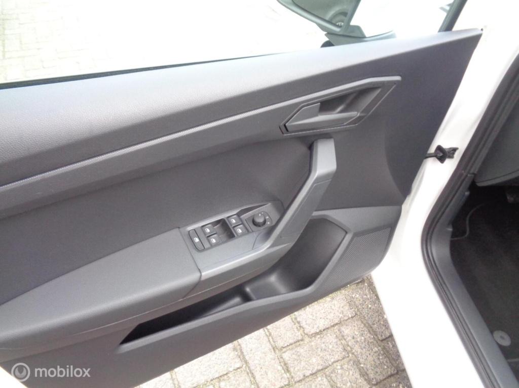 Seat Ibiza 1.0 mpi reference/airco/led/pdc/carplay/lm velgen/1st eig/slecht