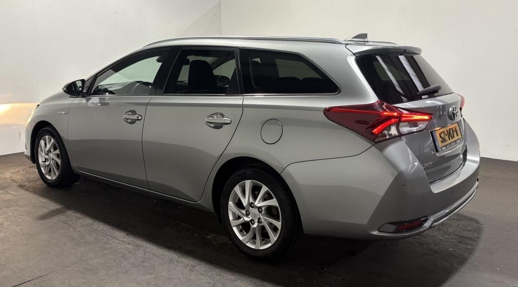 Toyota Auris touring sports 1.8 hybr. energy +
