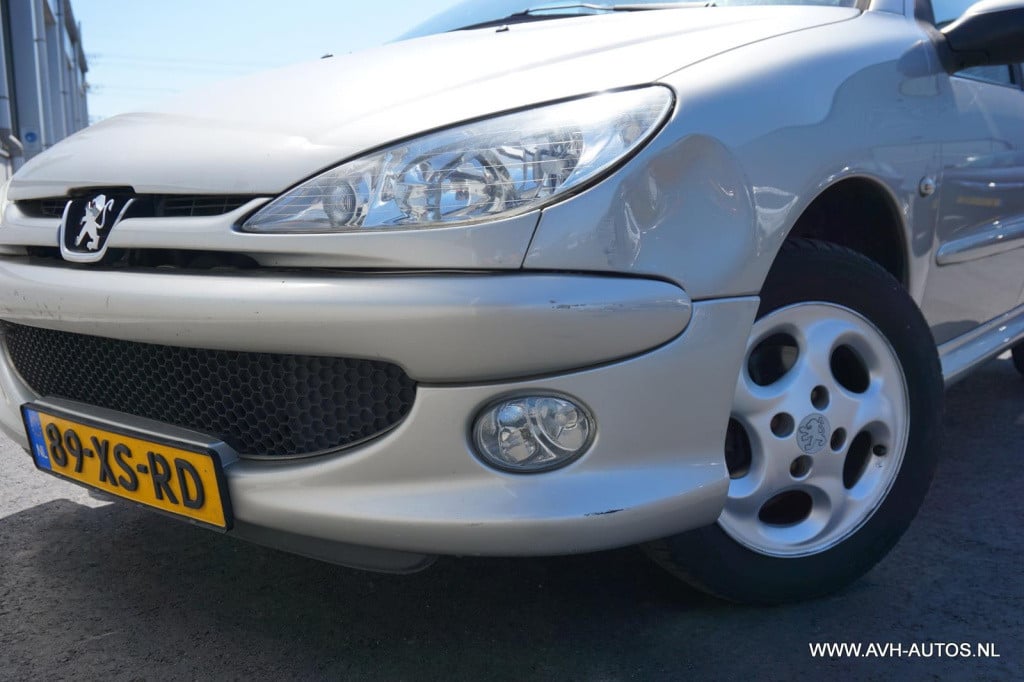Peugeot 206 1.4 forever