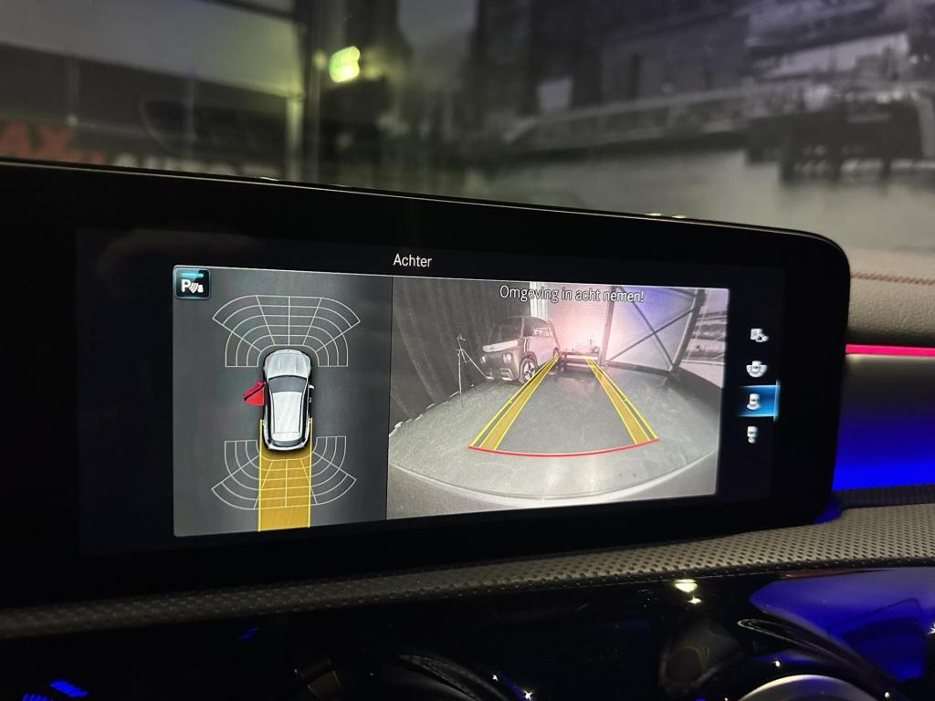 Mercedes-Benz Cla shooting brake 200 business solution amg *pano*sfeerverli