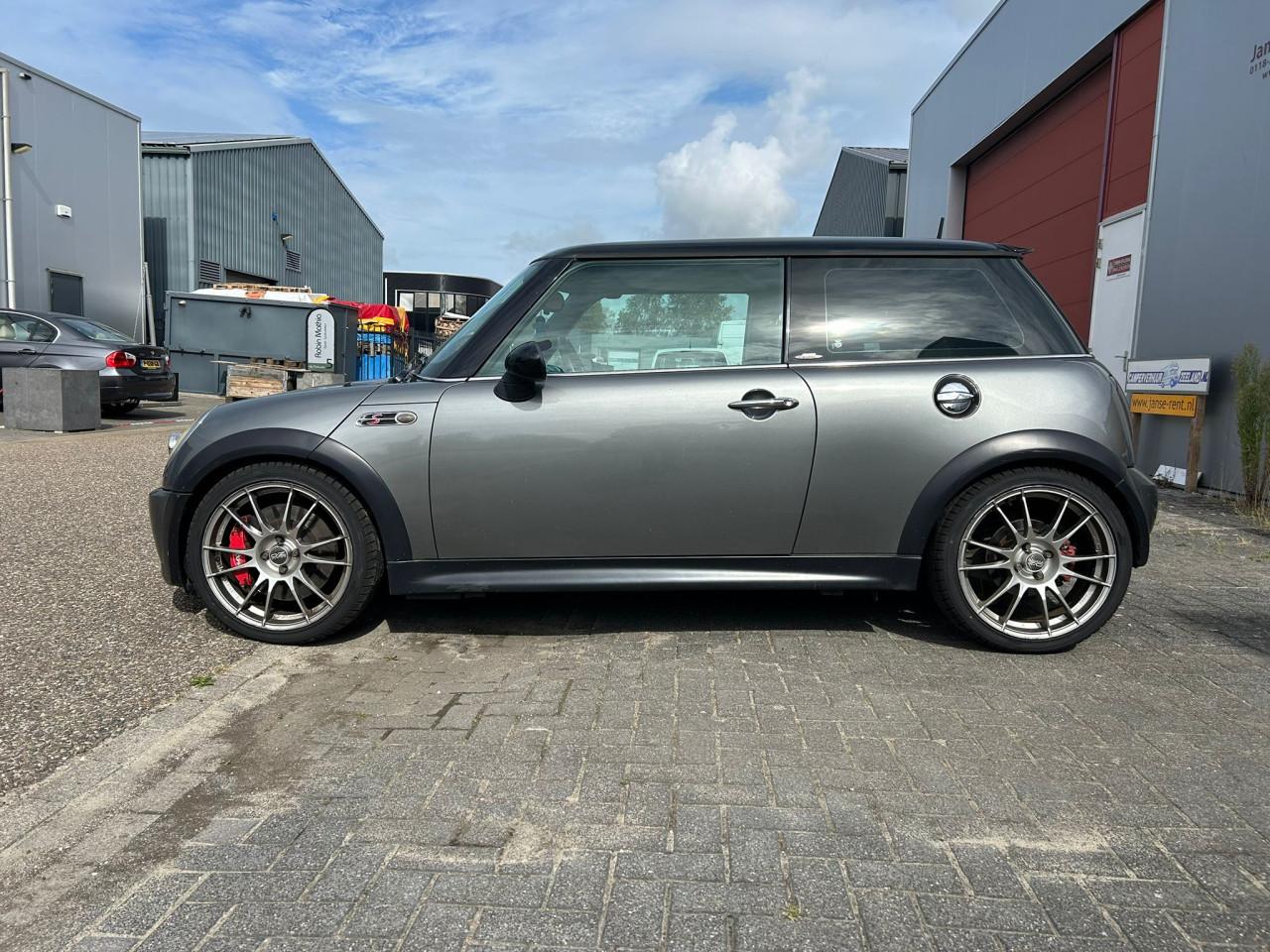 Mini 3-Deurs 1.6 Cooper S Chili Automaat/JCW Pakket/17" LM/Xenon/Lange APK