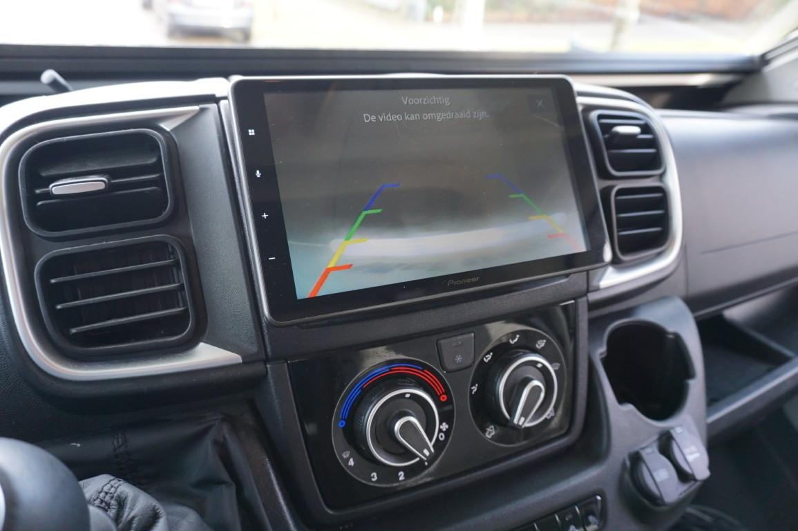 Mc Louis Glamys 365 2025 met 20.000km familiecamper Euro 6