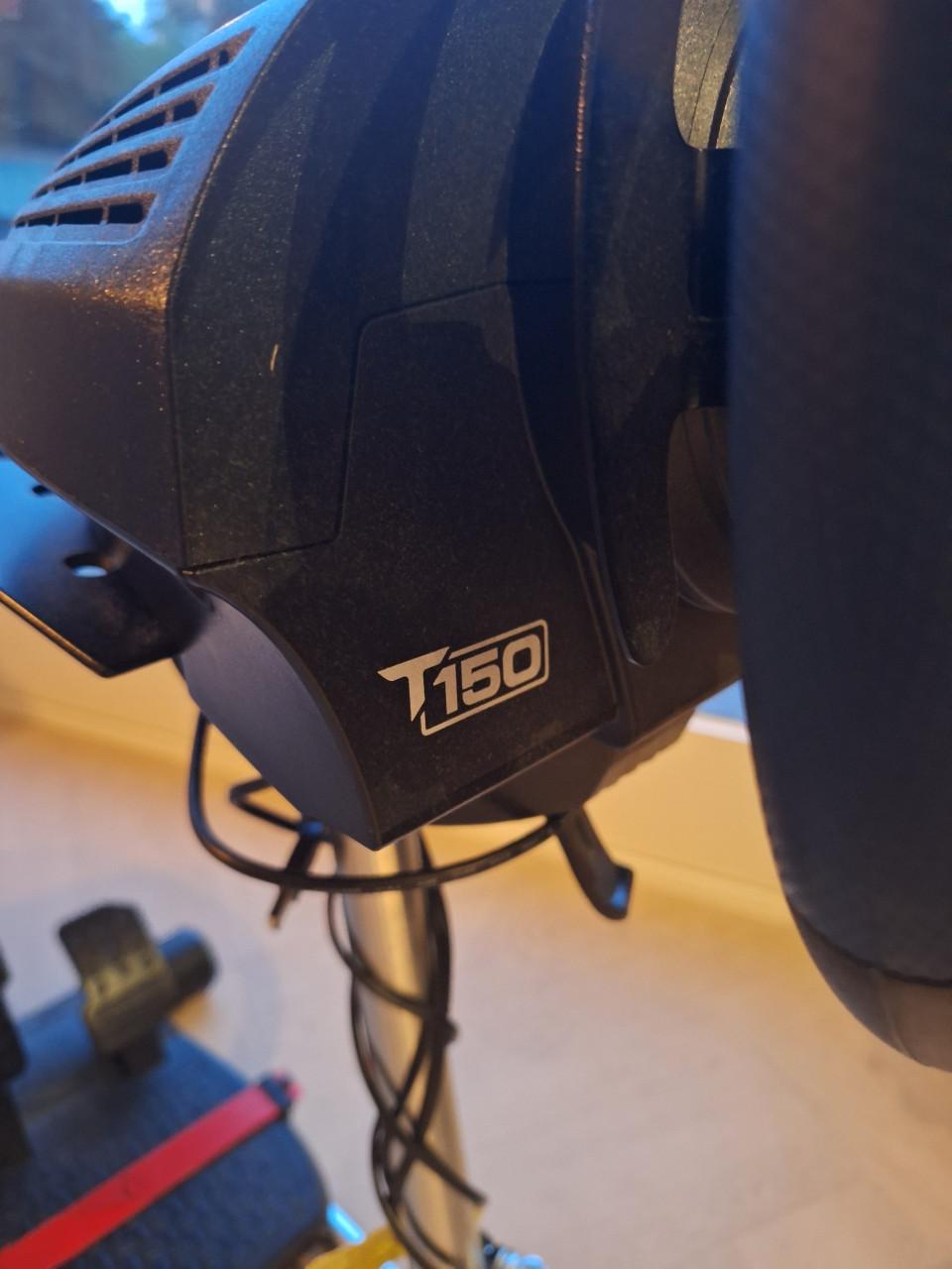 Thrustmaster t150