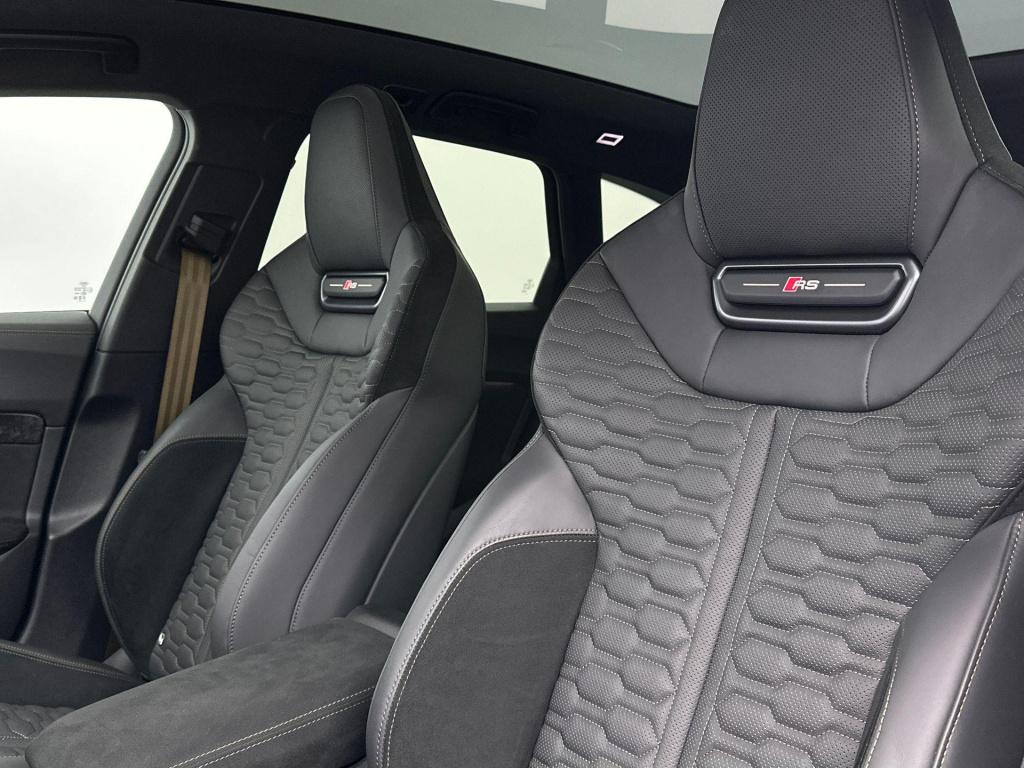 Audi Rs5 avant 2.9 e-hybrid 639pk quattro