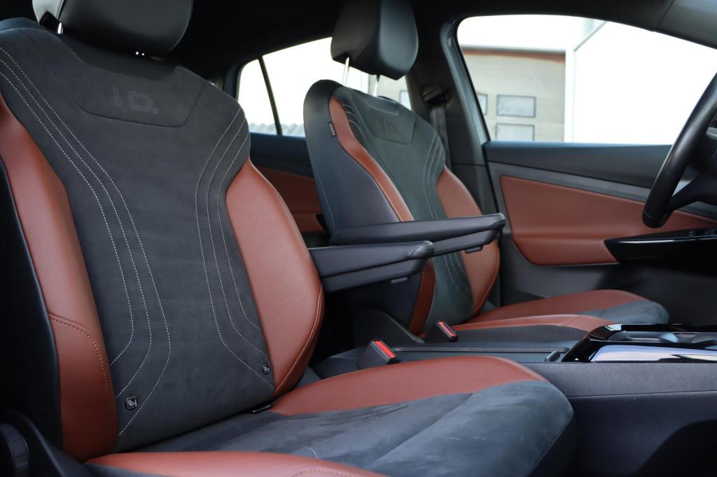 Volkswagen Id.5 pro 77 kwh 204pk | soh 95,1% |