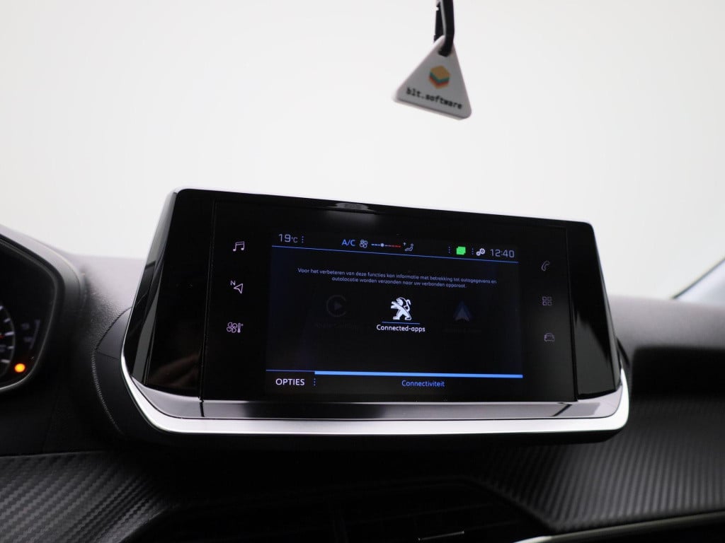 Peugeot 208 1.2 puretech active pack | apple carplay / android auto | cruis