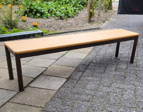 Bankje 140 x 30 cm en hoogte 35 cm