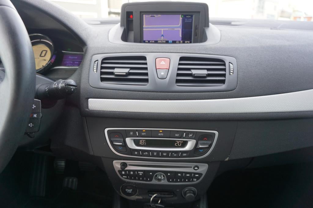 Renault Megane 1.6 sélection business sport airco / navi / cruise / elektr.