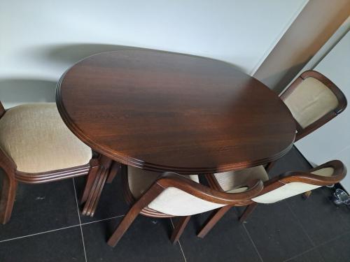 Eiken Eethoek met 4 stoelen
