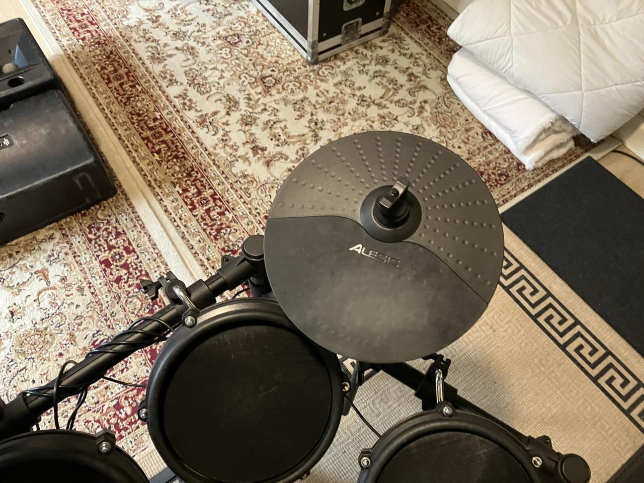 Alesis Nitro Mesh Kit