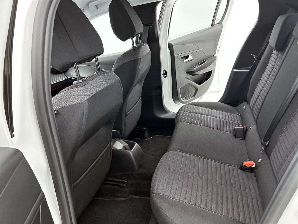 Peugeot 208 1.2 puretech active pack | apple carplay / android auto | cruis