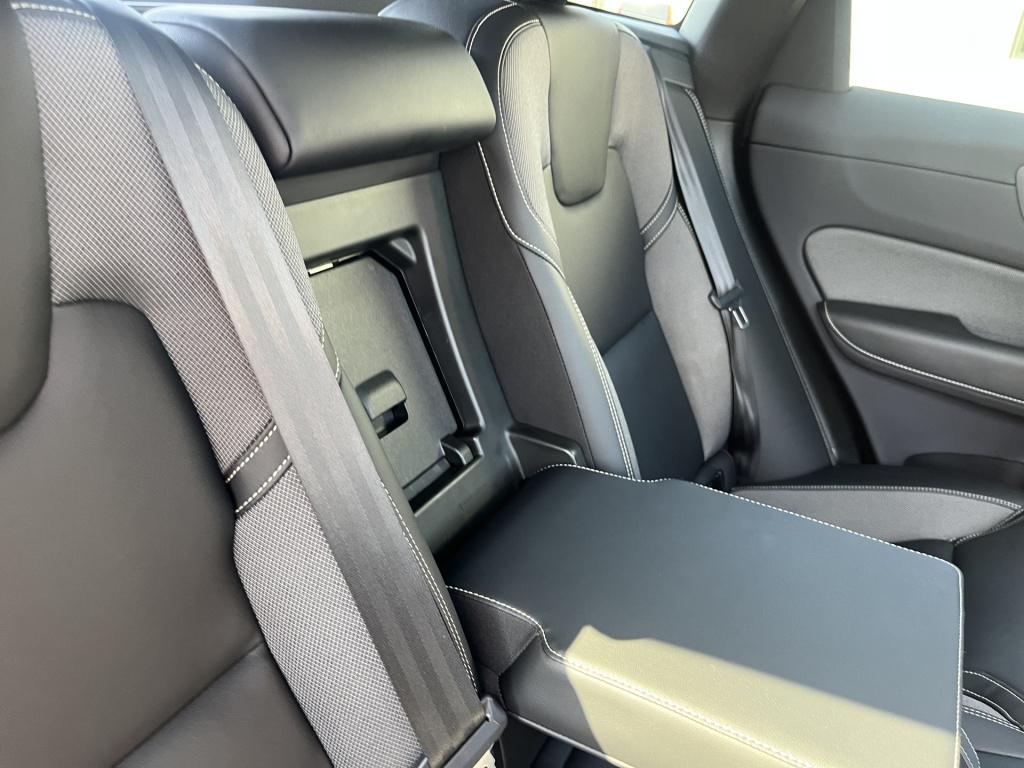 Volvo XC60 2.0 t6 plug-in hybrid awd r-design