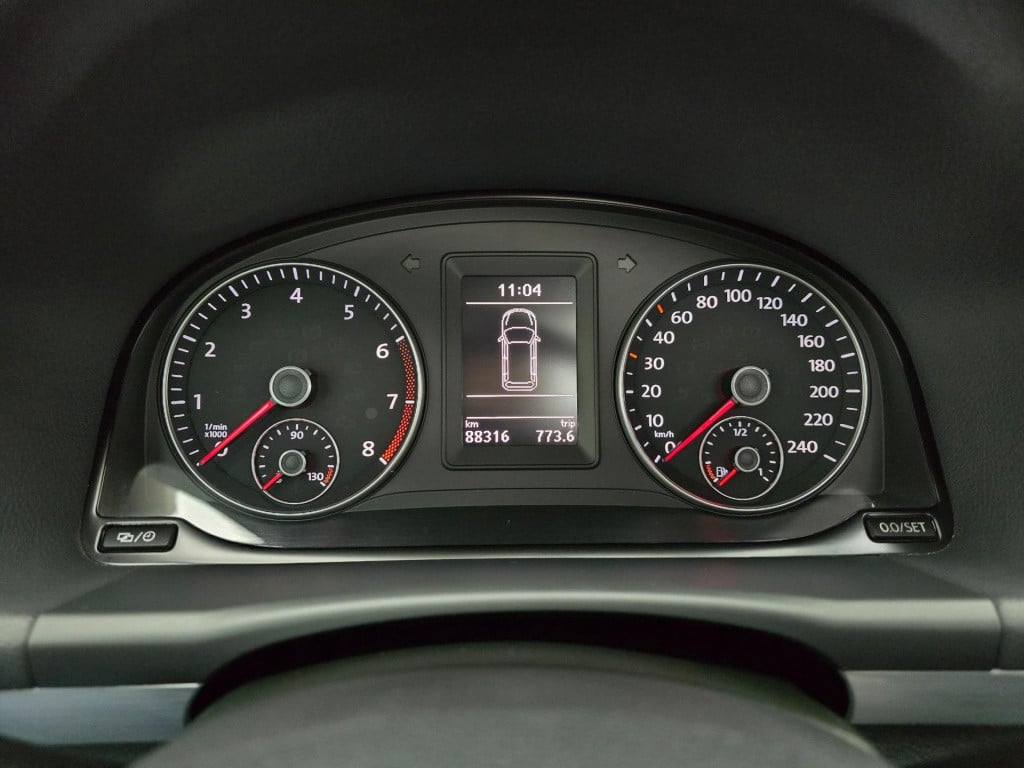 Volkswagen Touran occasion 1.4 tsi 5 persoons met panoramadak en grote koff