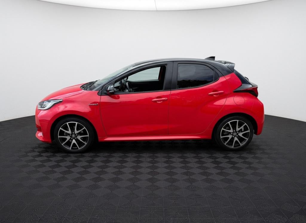 Toyota Yaris 1.5 hybrid executive