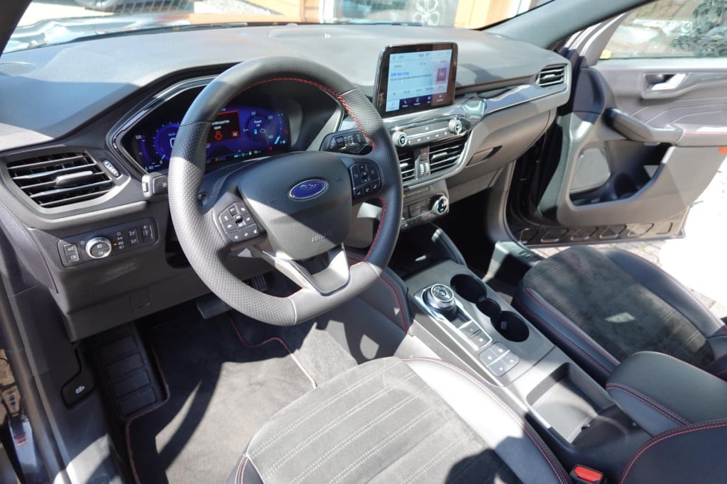Ford Kuga 2.5 phev st-line