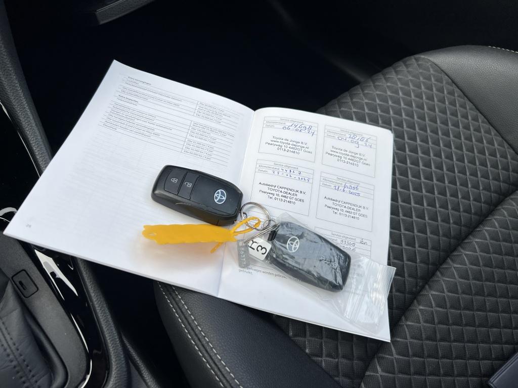 Toyota Yaris 1.5 hyb. executive