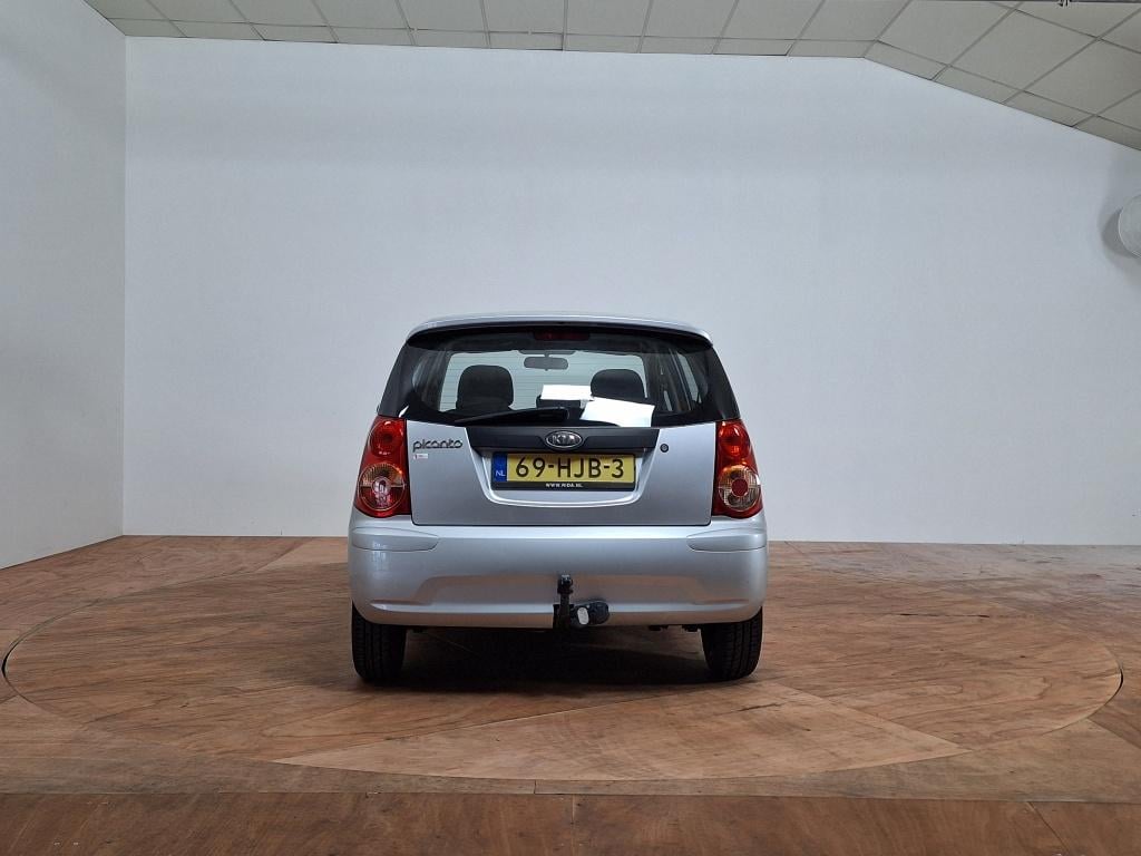 Kia Picanto 1.1 fifteen