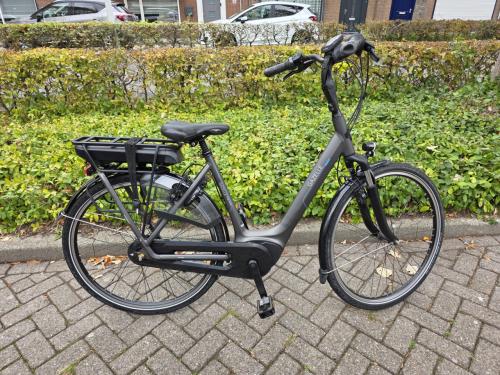 Keurig nette Gazelle Orange Limited met Bosch middenmotor