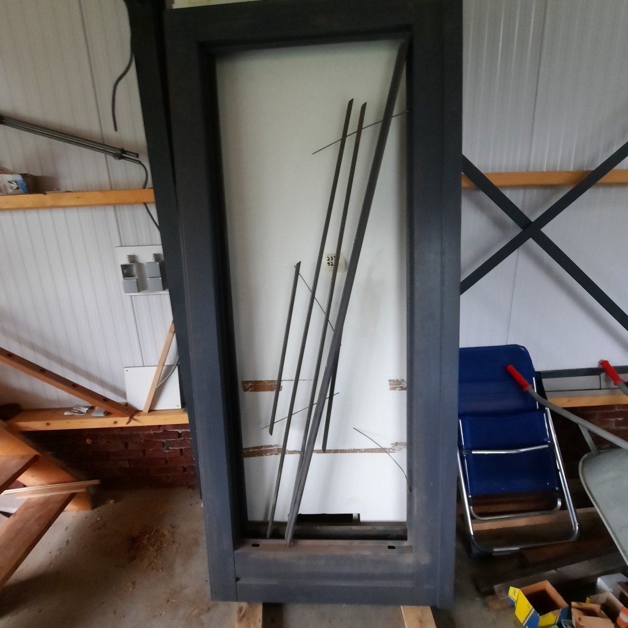 Partij nieuwe voordeuren 204.5 x 92.7 ook andere maten