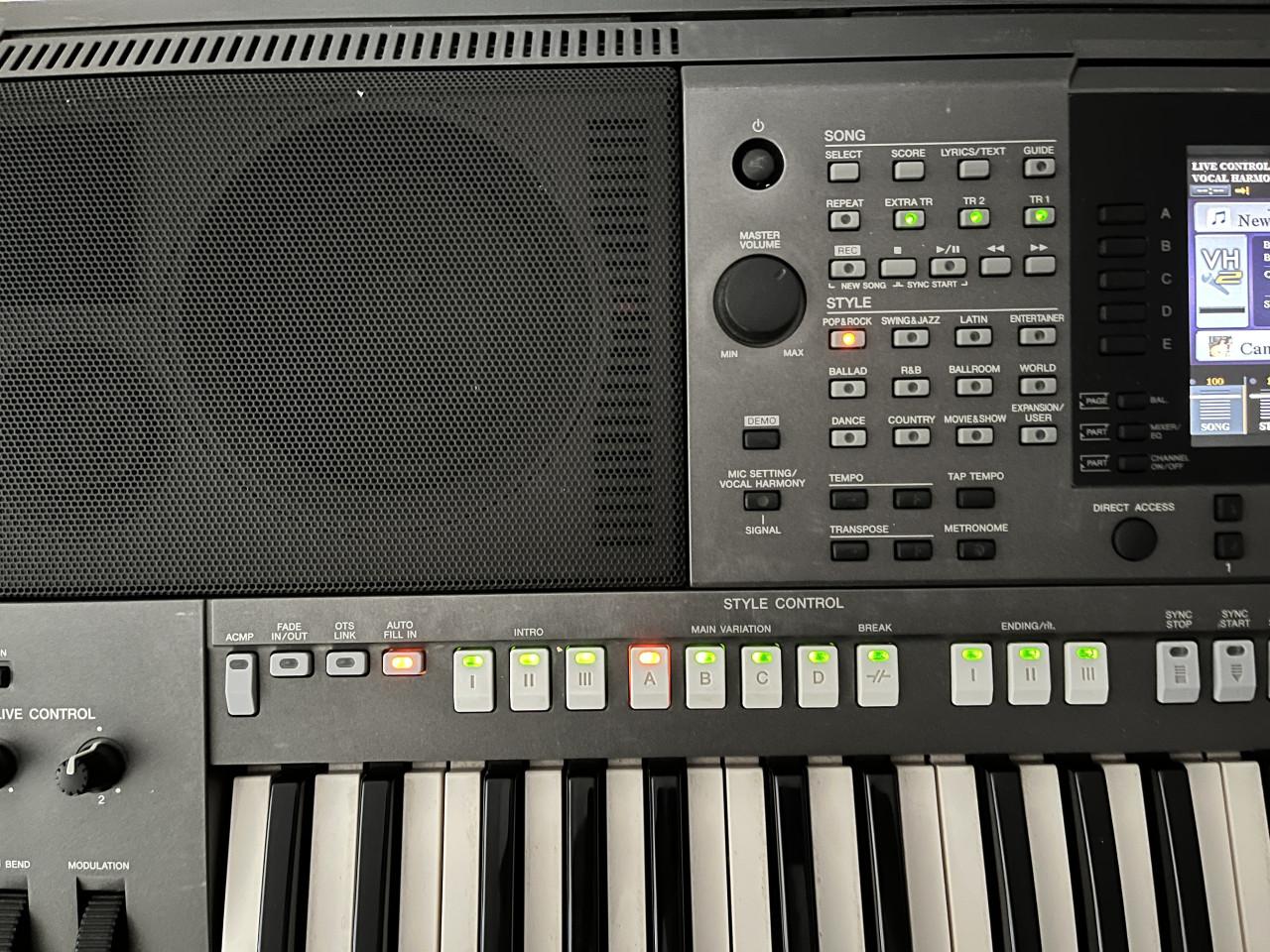 Yamaha PSR-S970 Keyboard