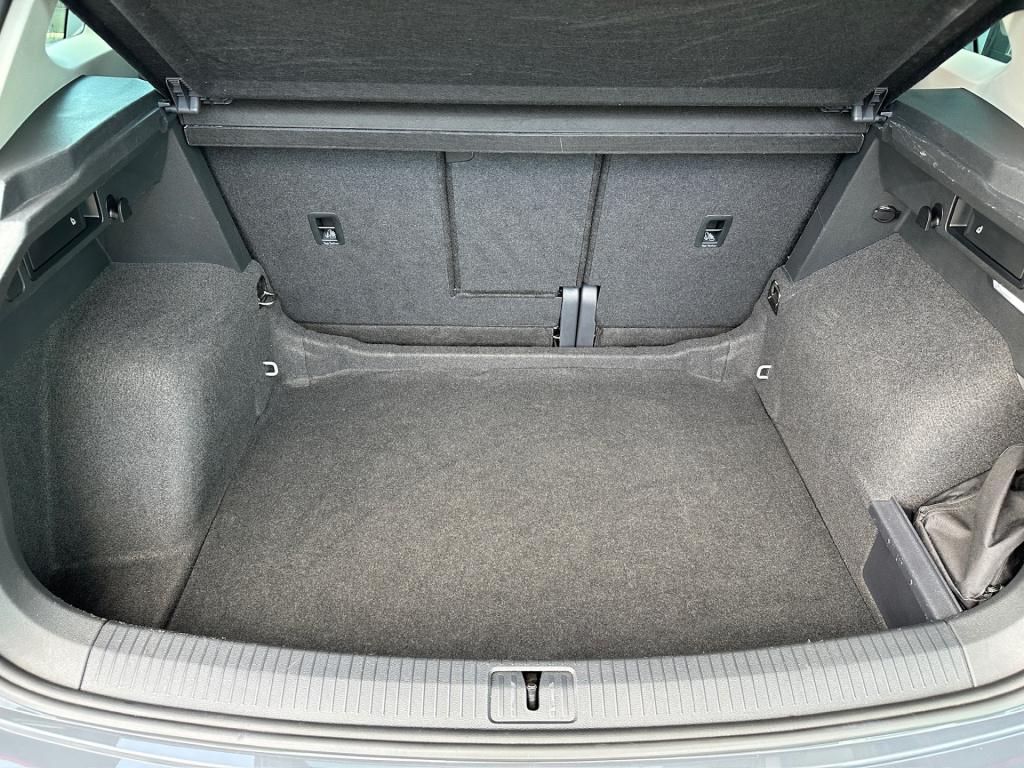 Volkswagen Tiguan 1.5 tsi 150pk dsg life | camera | trekhaak | navi | carpl
