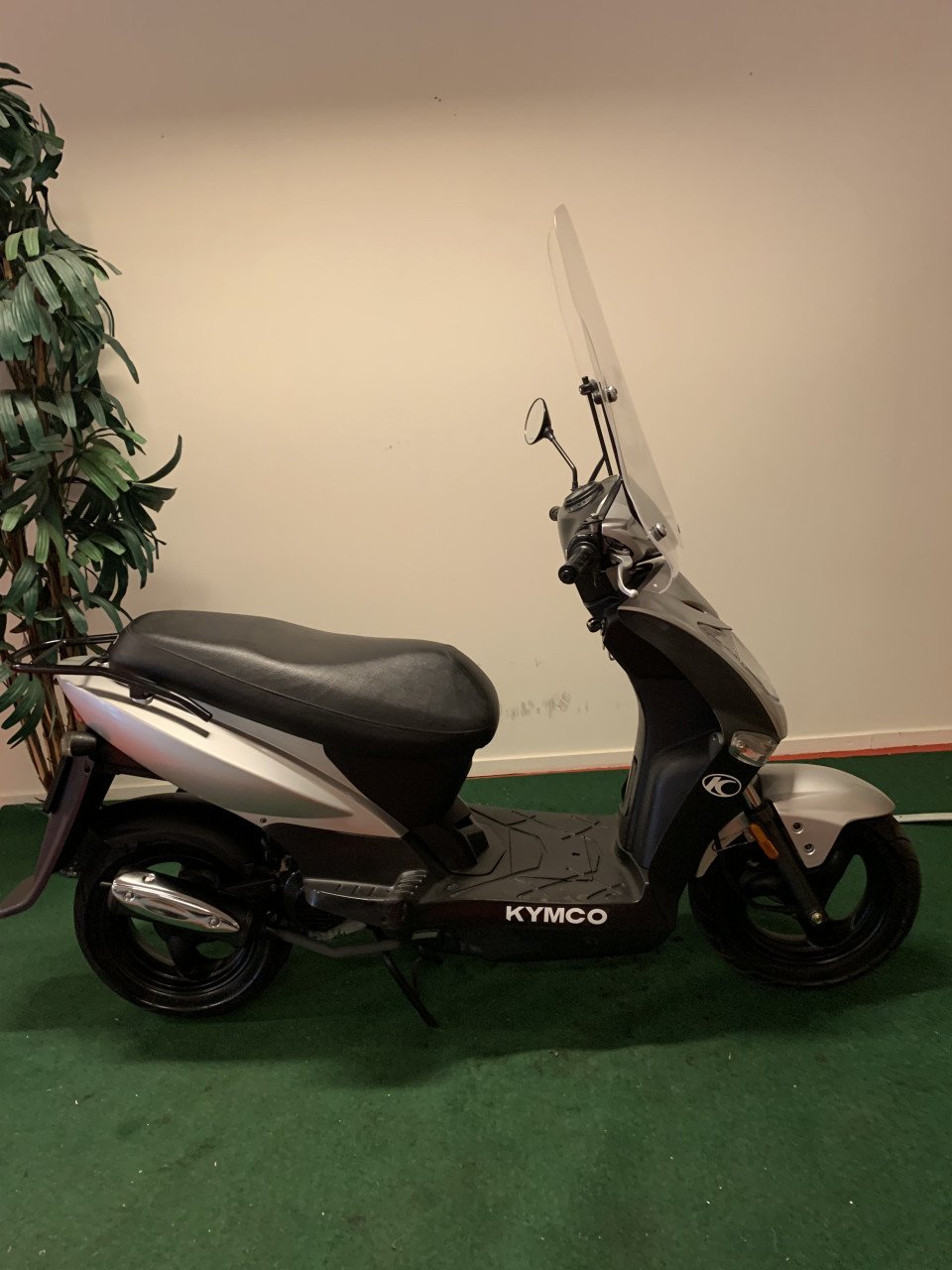KYMCO AGILITY MEENEEM PRIJS 349,= RIJKLAAR