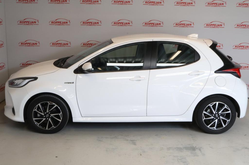 Toyota Yaris 1.5 hybrid dynamic nl auto, trekhaak, acc, app connect