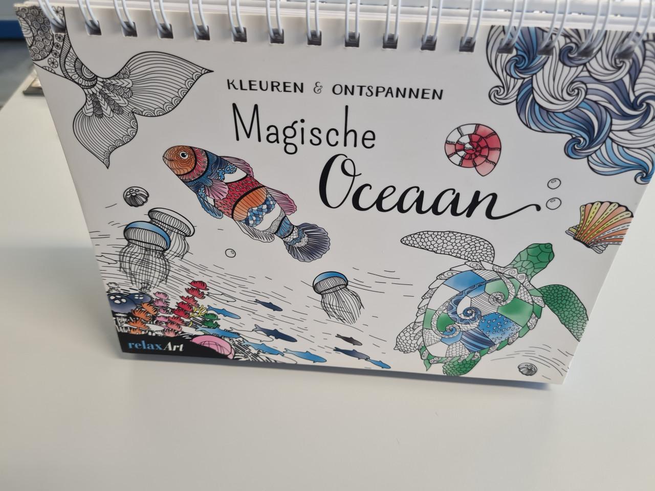 Tekenen ocean kleurplatenboek